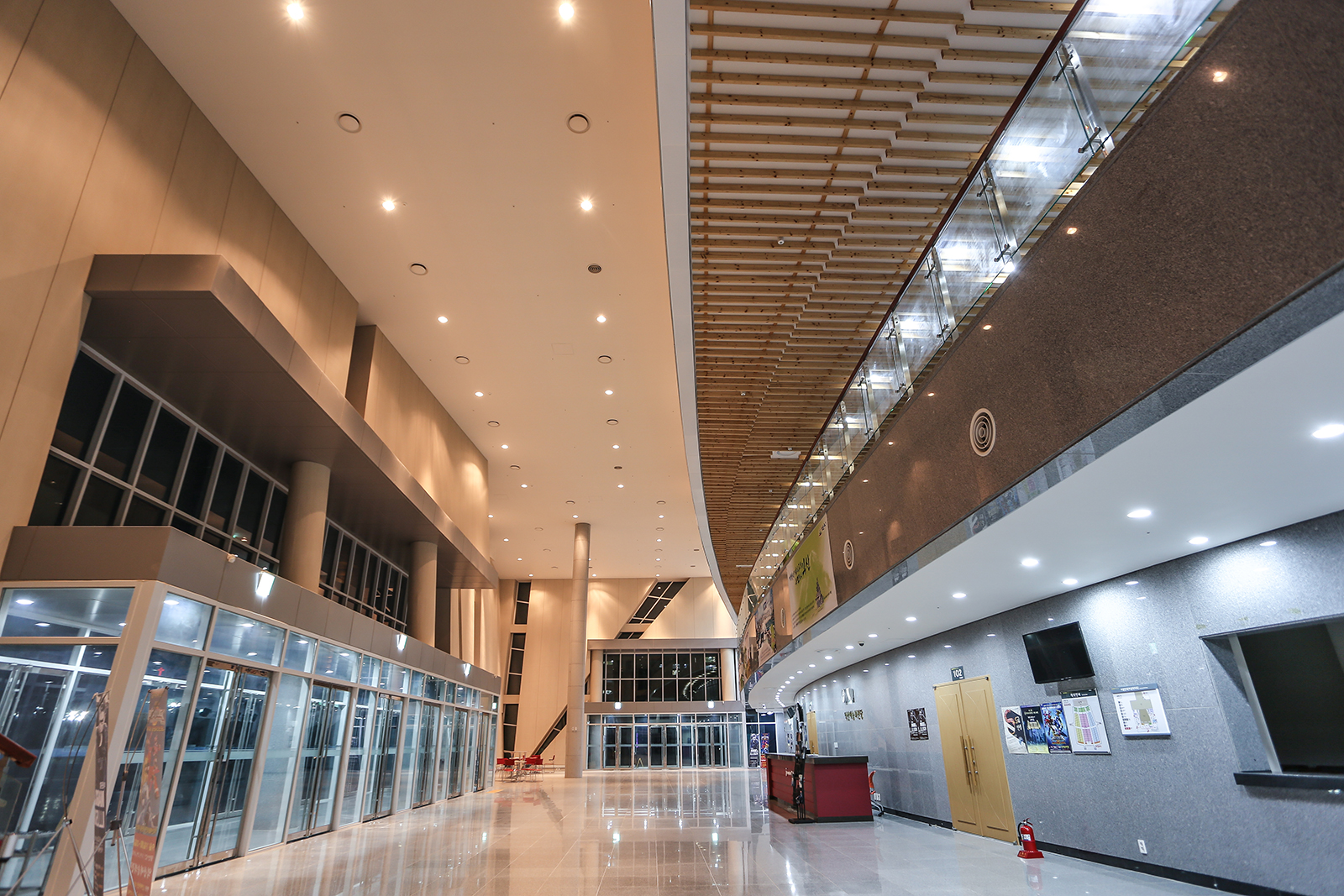 예술의전당 로비