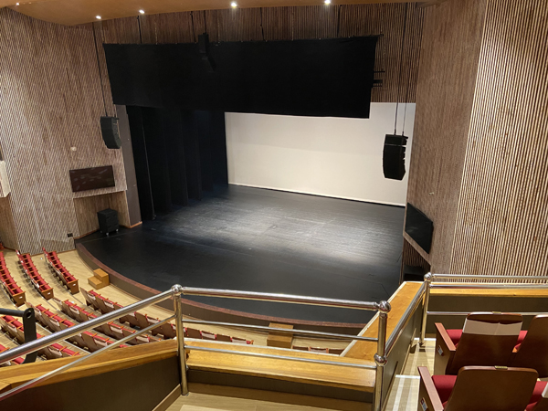 2F 바 5열 10 전경 사진